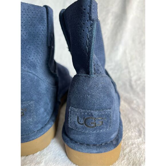 UGG Classic Mini Unlined Perforated Boots – Blue Sz 7 (1016852) - Picture 6 of 16